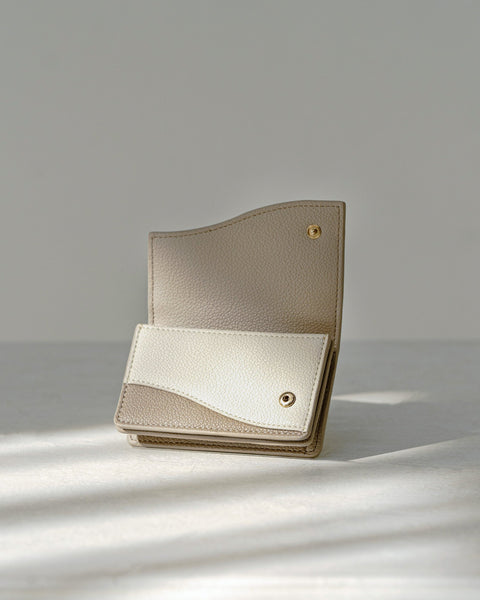 Wave Multi Card Case