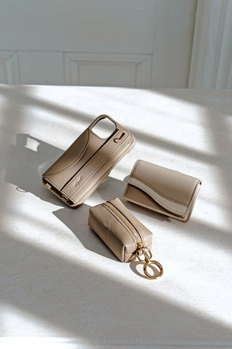 Wave Multi Card Case