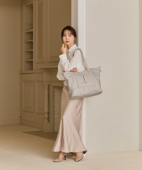 【9/25(金)21:00販売開始】Essential Nylon Tote Bag