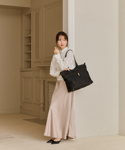 【9/25(金)21:00販売開始】Essential Nylon Tote Bag
