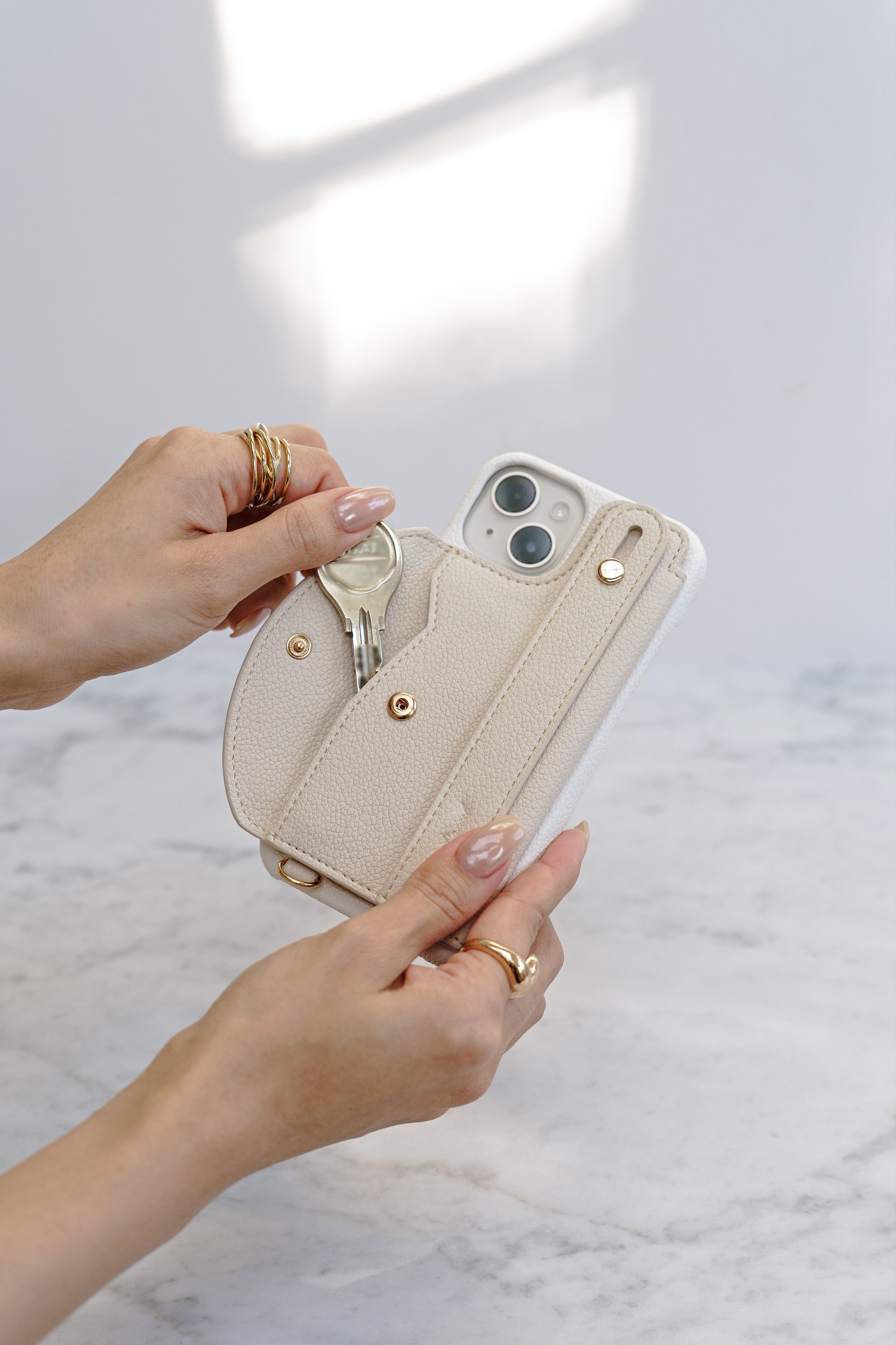 エパール　Carry Fit iPhone Case iPhone15 pro Carry Fit iPhone Case – A'pearl（エパール）