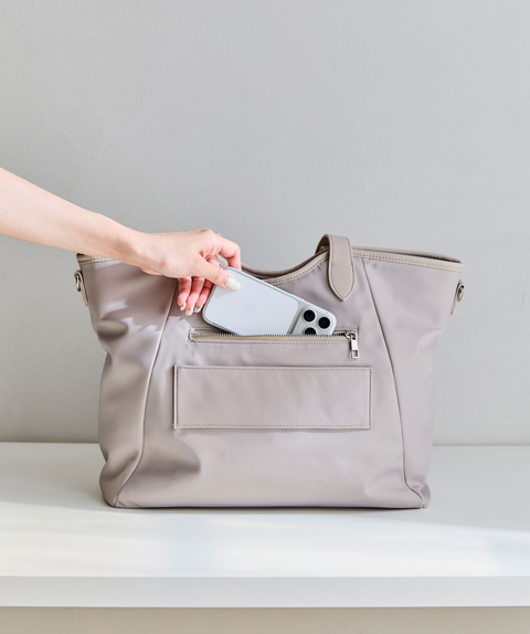 【9/25(金)21:00販売開始】Essential Nylon Tote Bag
