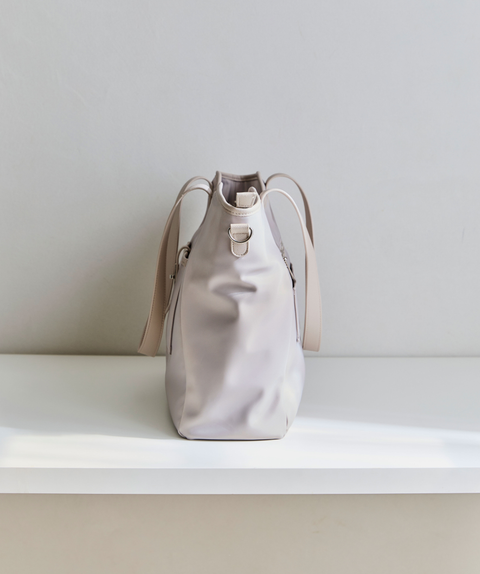 【9/25(金)21:00販売開始】Essential Nylon Tote Bag
