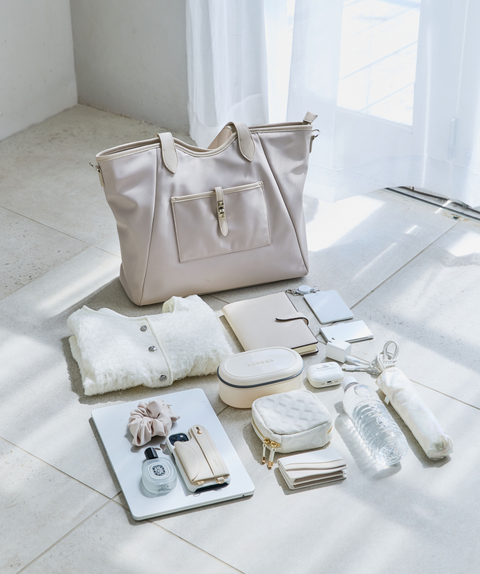 【9/25(金)21:00販売開始】Essential Nylon Tote Bag